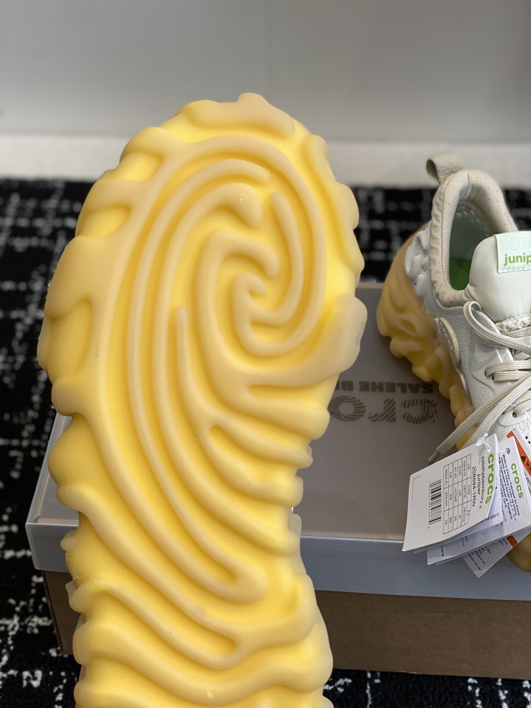 代购级
25ss 卡骆驰 Salehe Bembury x Crocs Juniper联名款 

指纹鞋