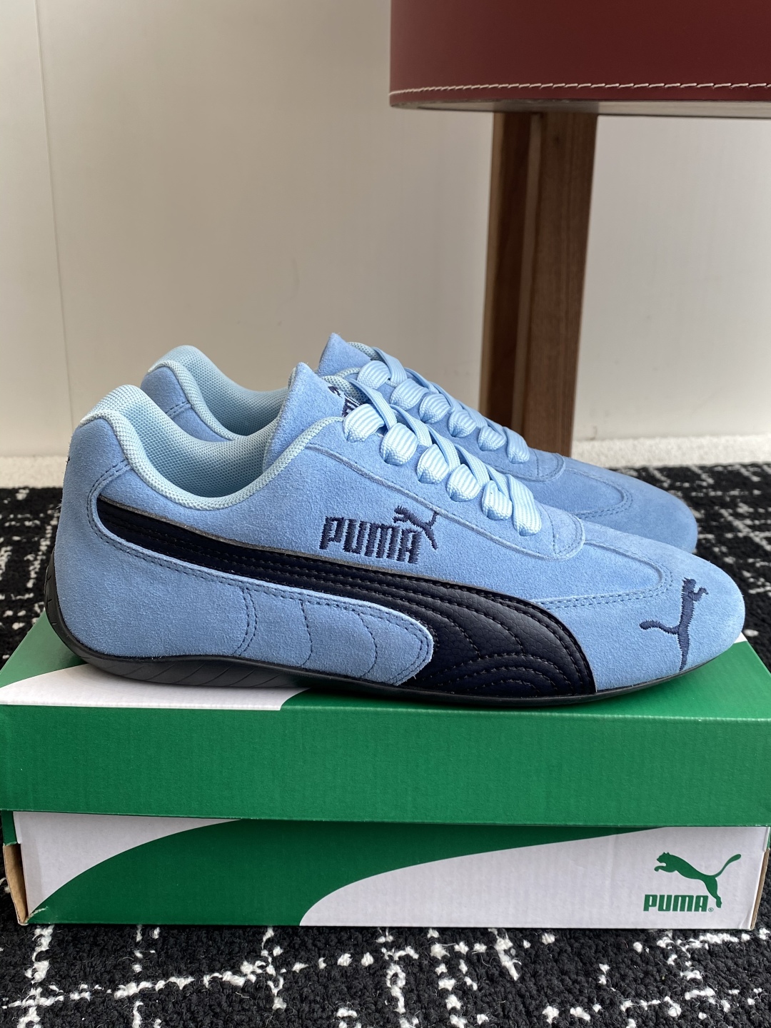 代购级
Puma 25ss时尚与运动的完美融合

Fenty 与彪马的联名无疑是一次时尚与运动的激情碰撞