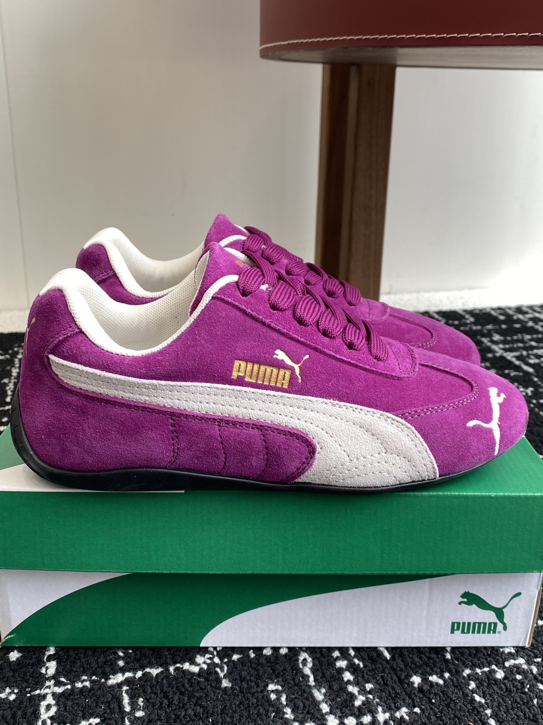 代购级
Puma 25ss时尚与运动的完美融合

Fenty 与彪马的联名无疑是一次时尚与运动的激情碰撞