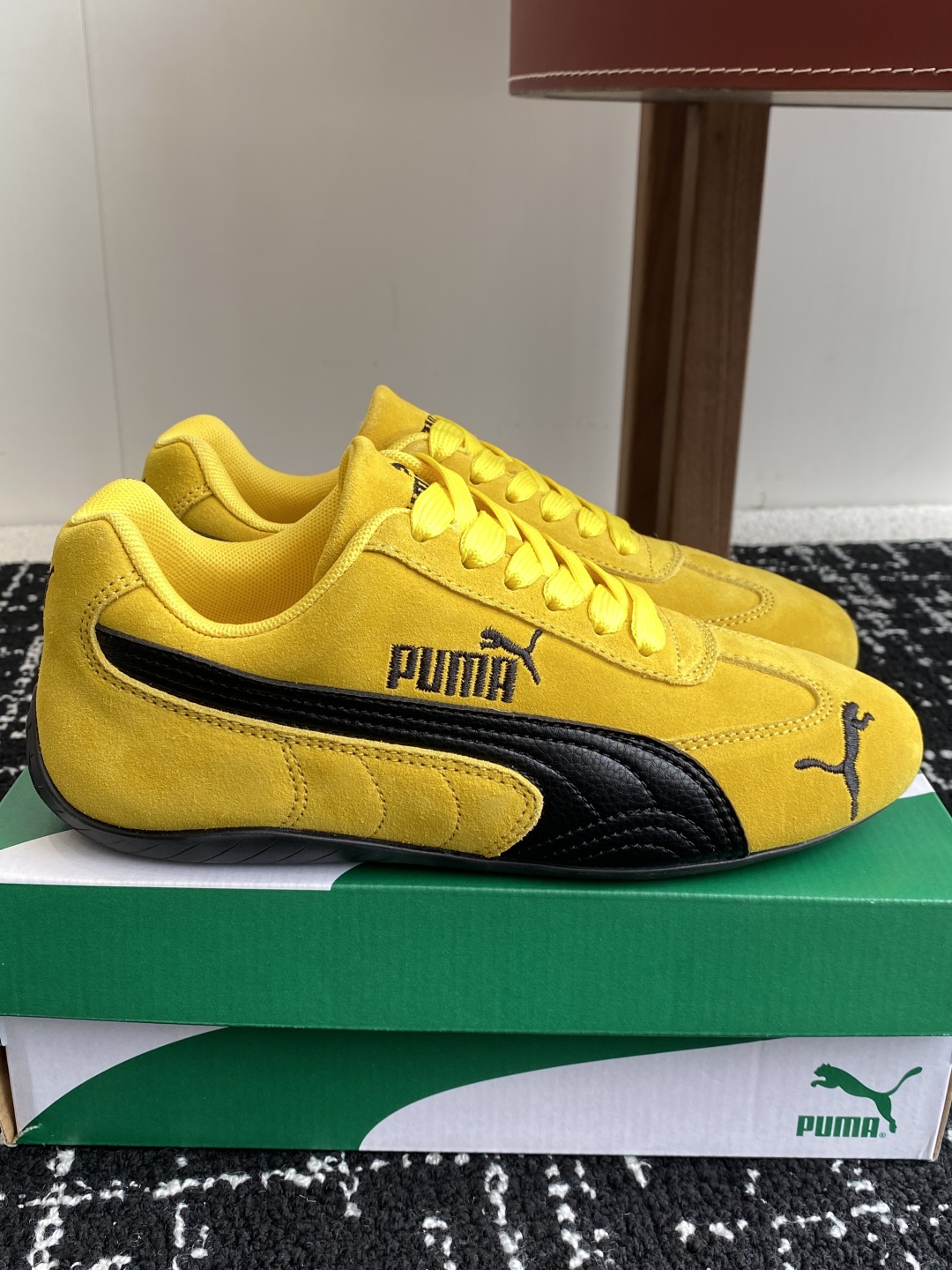 代购级
Puma 25ss时尚与运动的完美融合

Fenty 与彪马的联名无疑是一次时尚与运动的激情碰撞