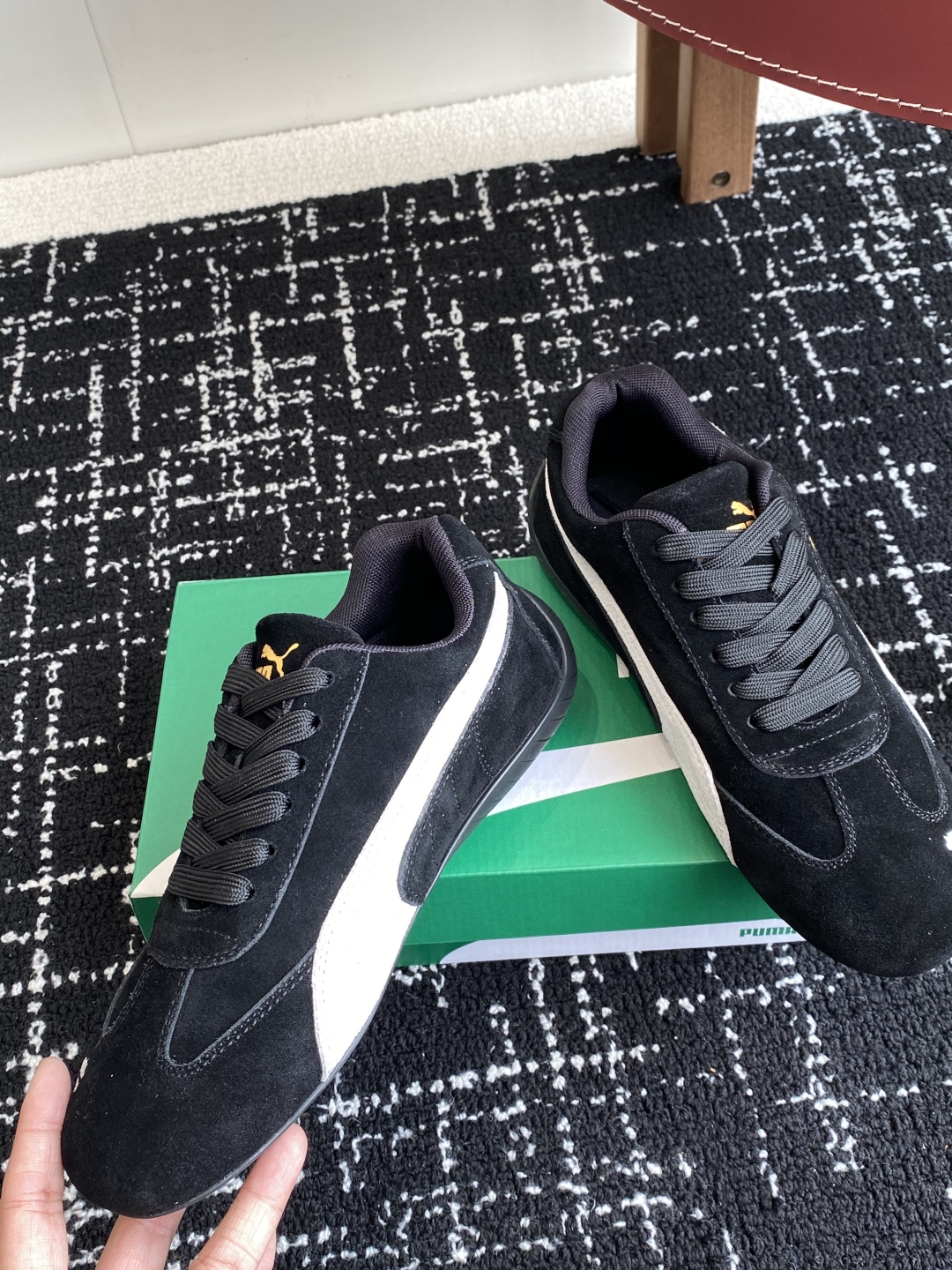 代购级
Puma 25ss时尚与运动的完美融合

Fenty 与彪马的联名无疑是一次时尚与运动的激情碰撞
