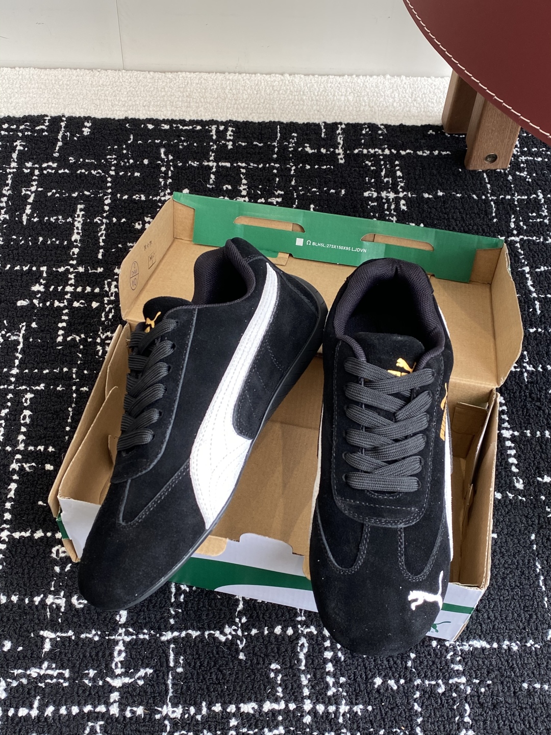 代购级
Puma 25ss时尚与运动的完美融合

Fenty 与彪马的联名无疑是一次时尚与运动的激情碰撞