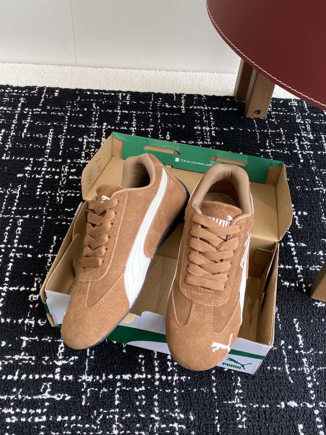代购级
Puma 25ss时尚与运动的完美融合

Fenty 与彪马的联名无疑是一次时尚与运动的激情碰撞