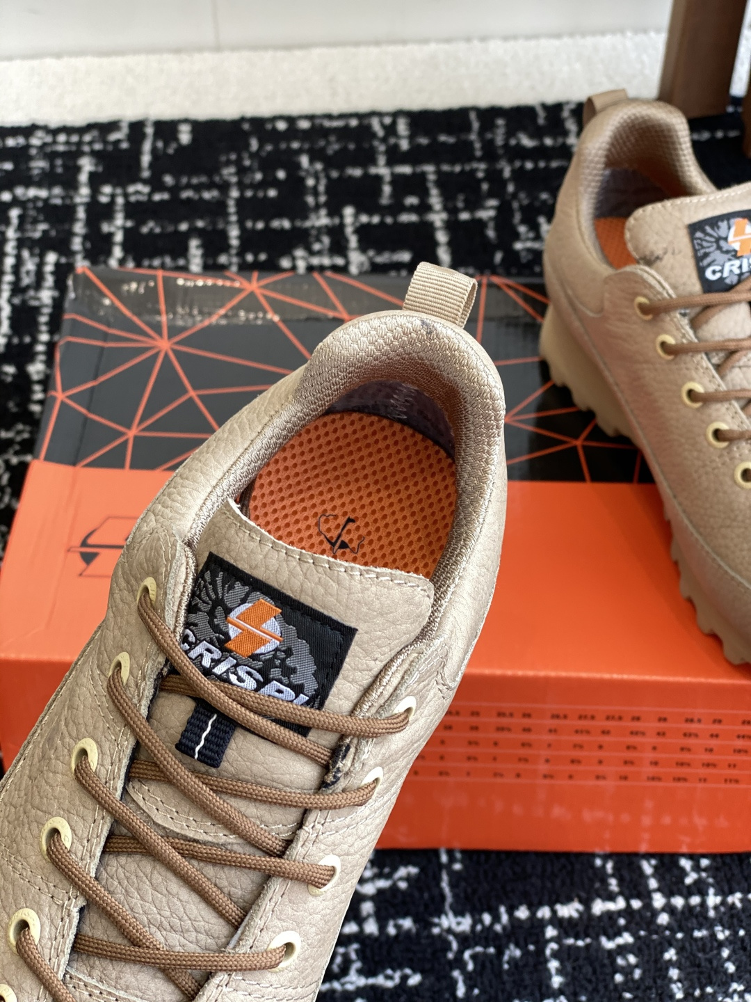 代购级
CRISPI Monaco摩纳哥登山鞋 意大利户外防水徒步登山鞋春夏男女摩纳哥登山靴

采用VI