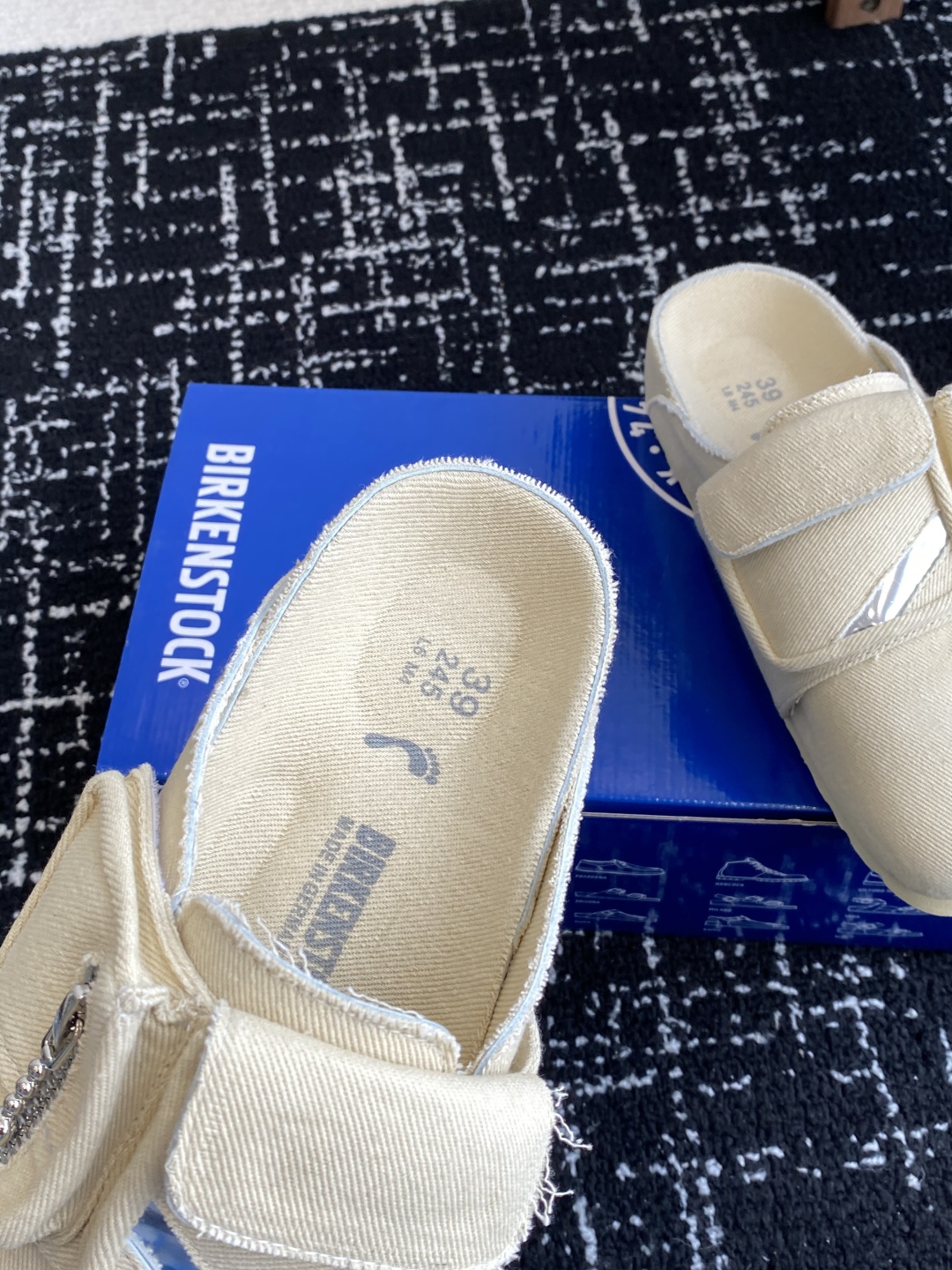 代购级
Birkenstock 25ss 新款  勃肯 包头拖 这两个品牌刚出联名我就心动了

代购找很