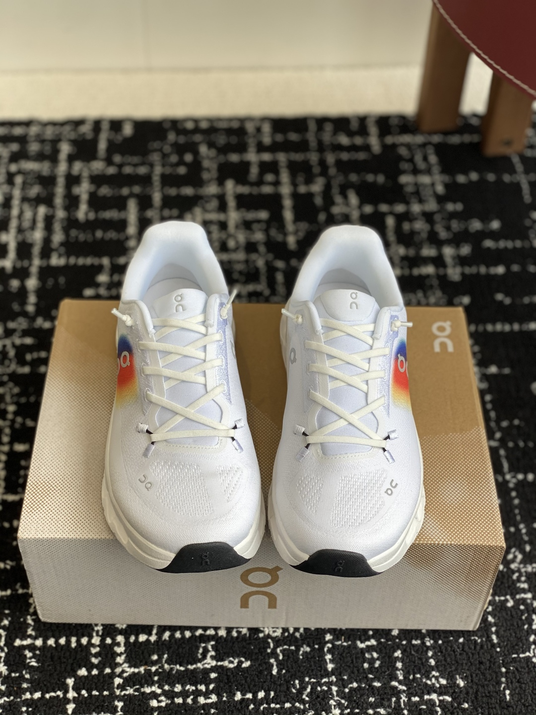 代购级
On 昂跑Cloudtilt 新品同步官网 透气编织网面 采用松紧带技术免系鞋带的轻量运动休闲鞋