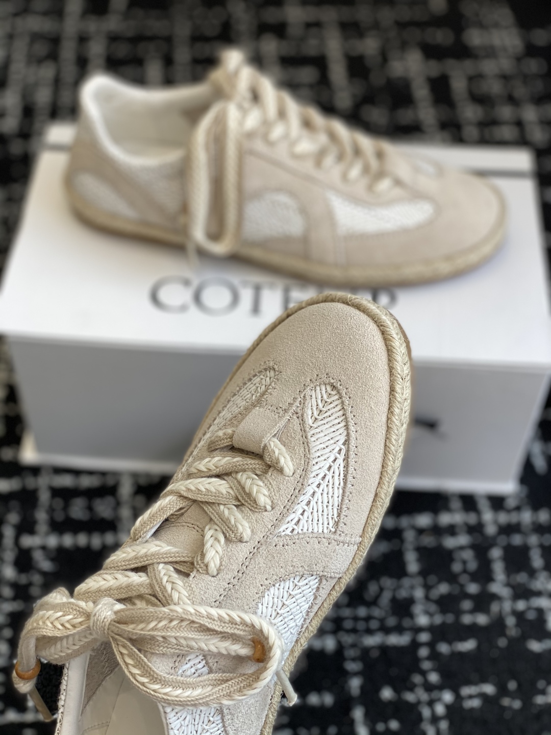 代购级
COTEMP New Launch |Kairo 

COTEMss 春夏新款 柔软德训鞋Kai