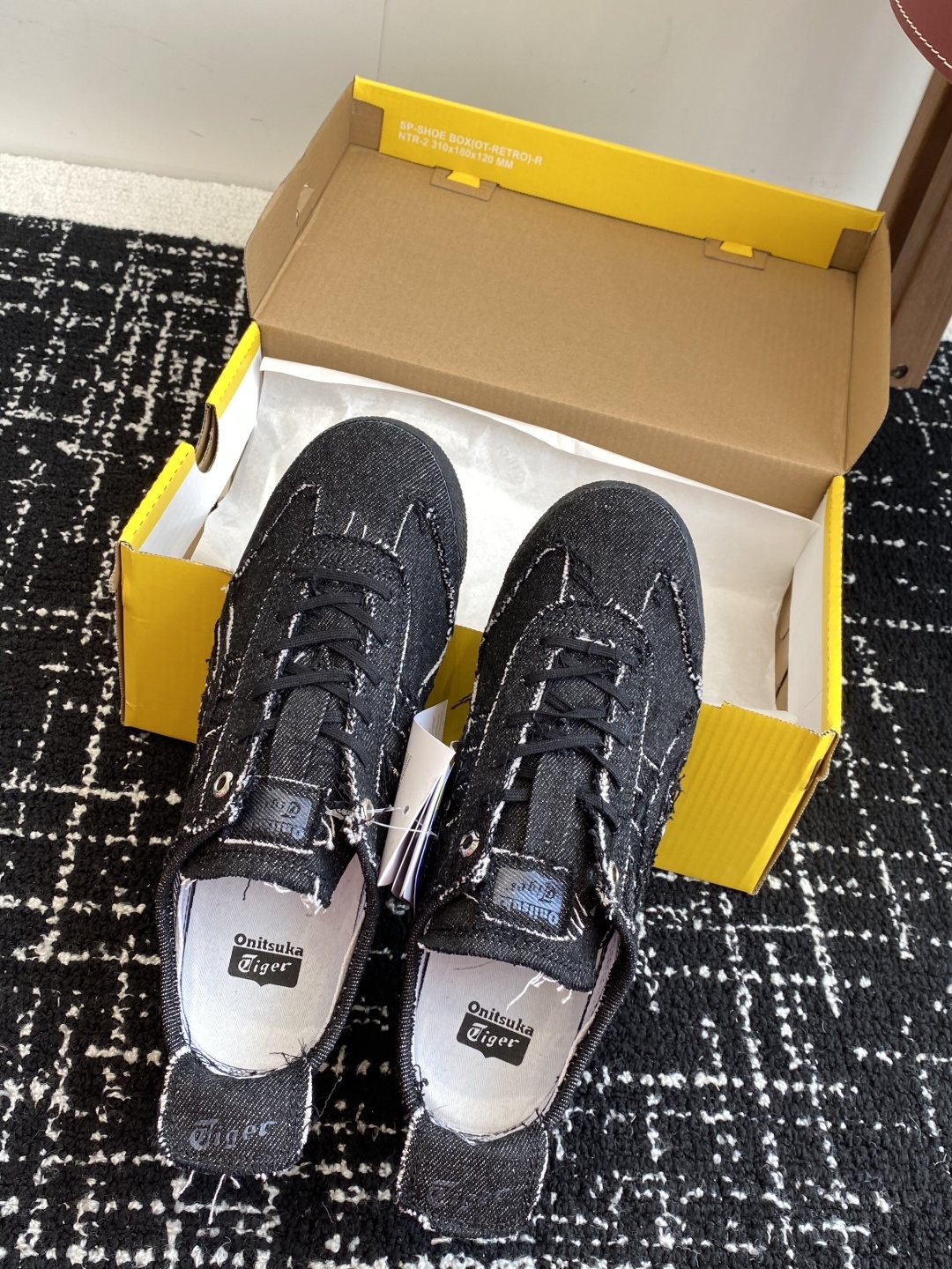 代购级
Onitsuka Tiger MEXICO 66 SD 鬼冢虎 牛仔蓝 复古运动休闲鞋
鬼家虎