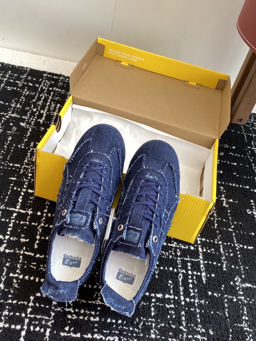 代购级
Onitsuka Tiger MEXICO 66 SD 鬼冢虎 牛仔蓝 复古运动休闲鞋
鬼家虎