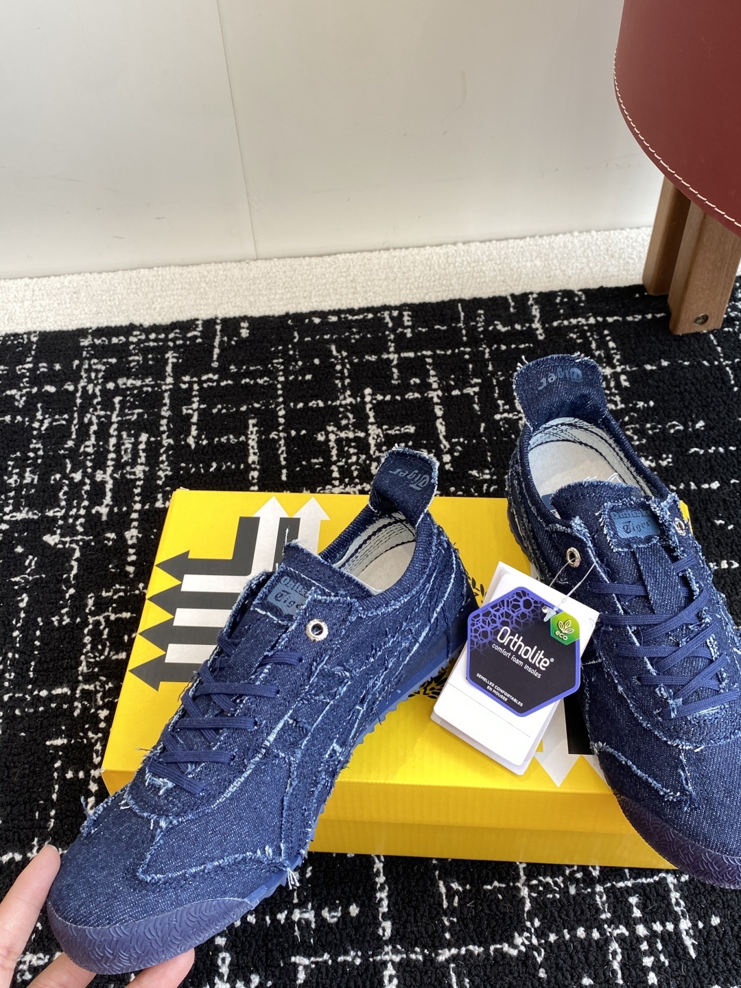 代购级
Onitsuka Tiger MEXICO 66 SD 鬼冢虎 牛仔蓝 复古运动休闲鞋
鬼家虎