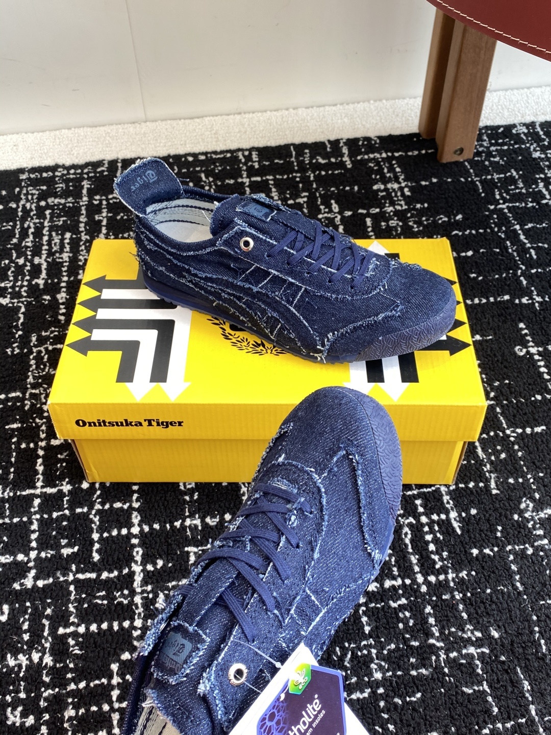 代购级
Onitsuka Tiger MEXICO 66 SD 鬼冢虎 牛仔蓝 复古运动休闲鞋
鬼家虎