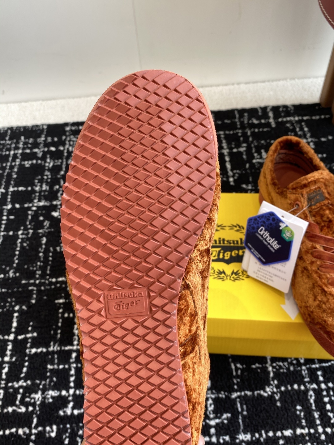代购级
鬼冢虎 Onitsuka Tiger Mexico 66 Velvet 丝绒蓝
【Velvet