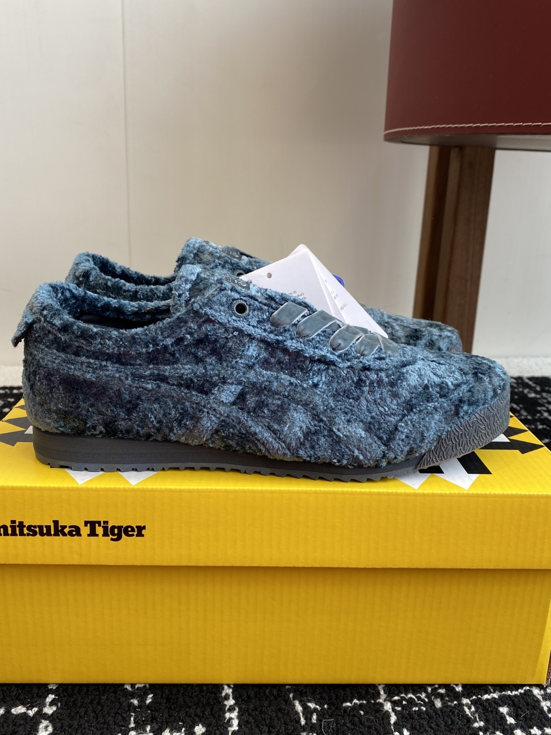 代购级
鬼冢虎 Onitsuka Tiger Mexico 66 Velvet 丝绒蓝
【Velvet