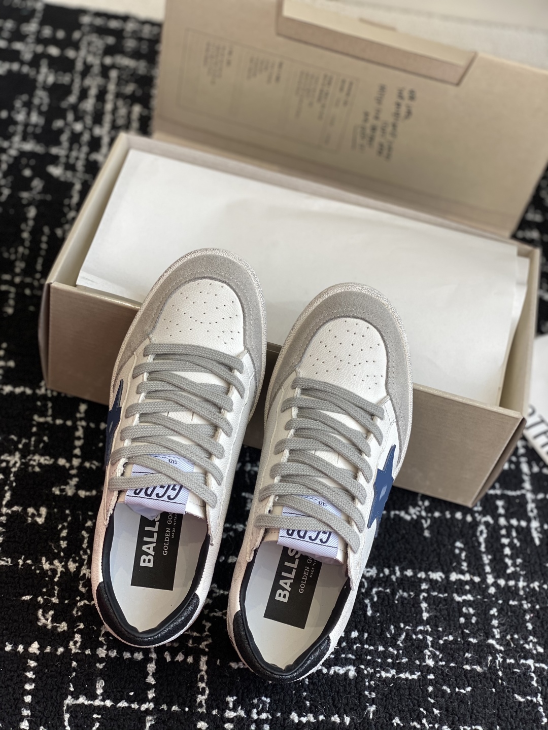 东莞代购级（⚠️秒杀市场版本）
GGDB~~Golden Goose Deluxe Brand

GGD