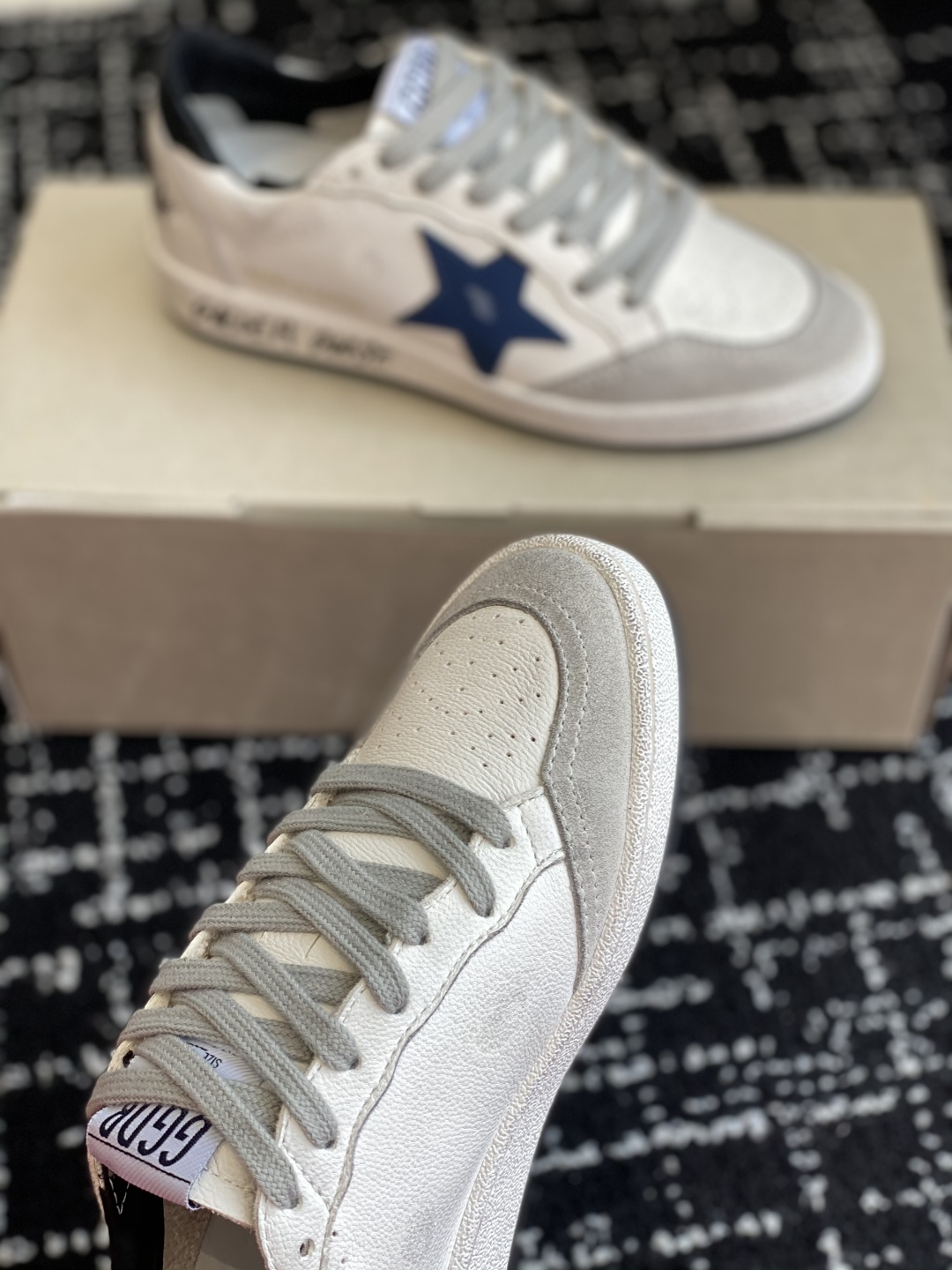 东莞代购级（⚠️秒杀市场版本）
GGDB~~Golden Goose Deluxe Brand

GGD