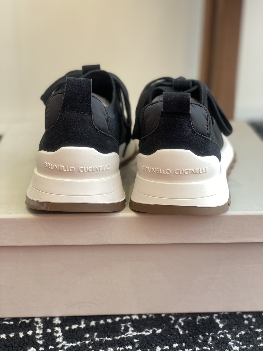 代购级
Brunello Cucinelli 25ss最新 Bc 系带 休闲鞋 阿甘鞋

鞋面进口飞织面