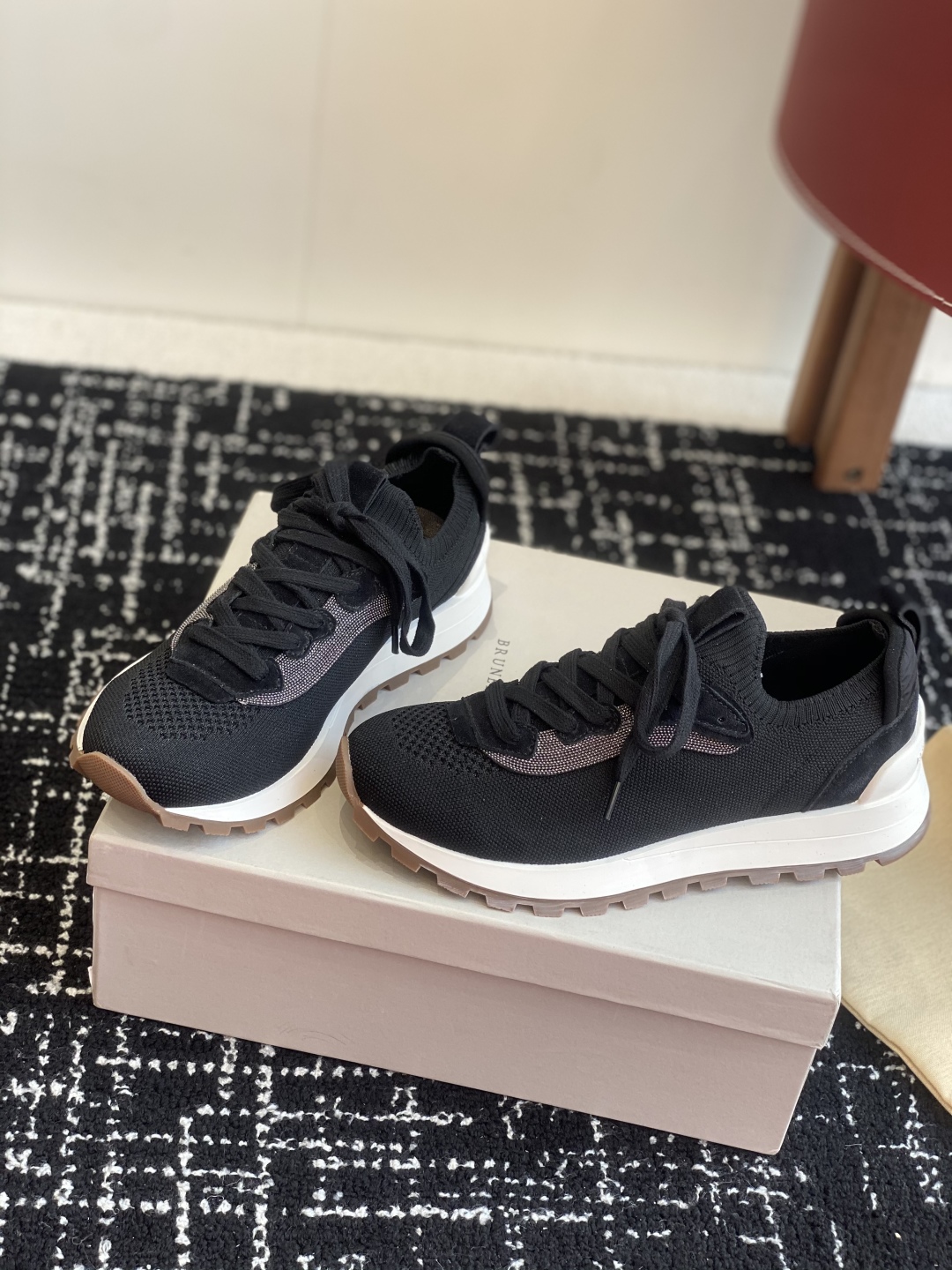 代购级
Brunello Cucinelli 25ss最新 Bc 系带 休闲鞋 阿甘鞋

鞋面进口飞织面