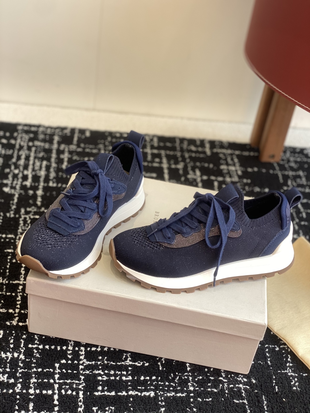 代购级
Brunello Cucinelli 25ss最新 Bc 系带 休闲鞋 阿甘鞋

鞋面进口飞织面