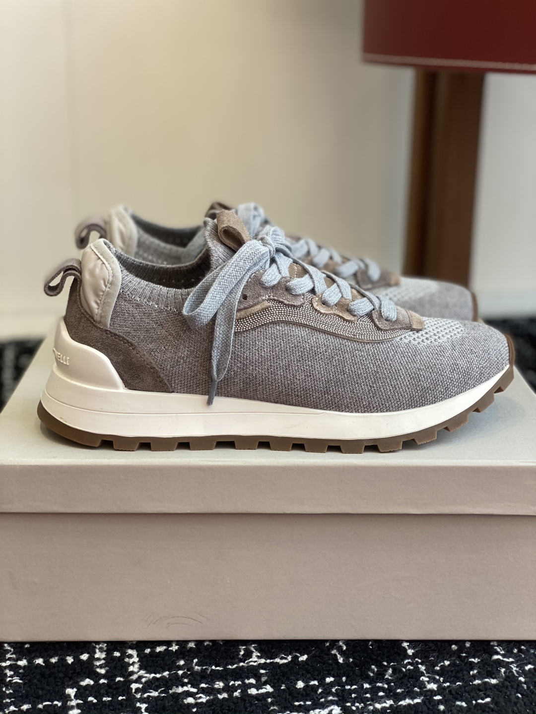 代购级
Brunello Cucinelli 25ss最新 Bc 系带 休闲鞋 阿甘鞋

鞋面进口飞织面