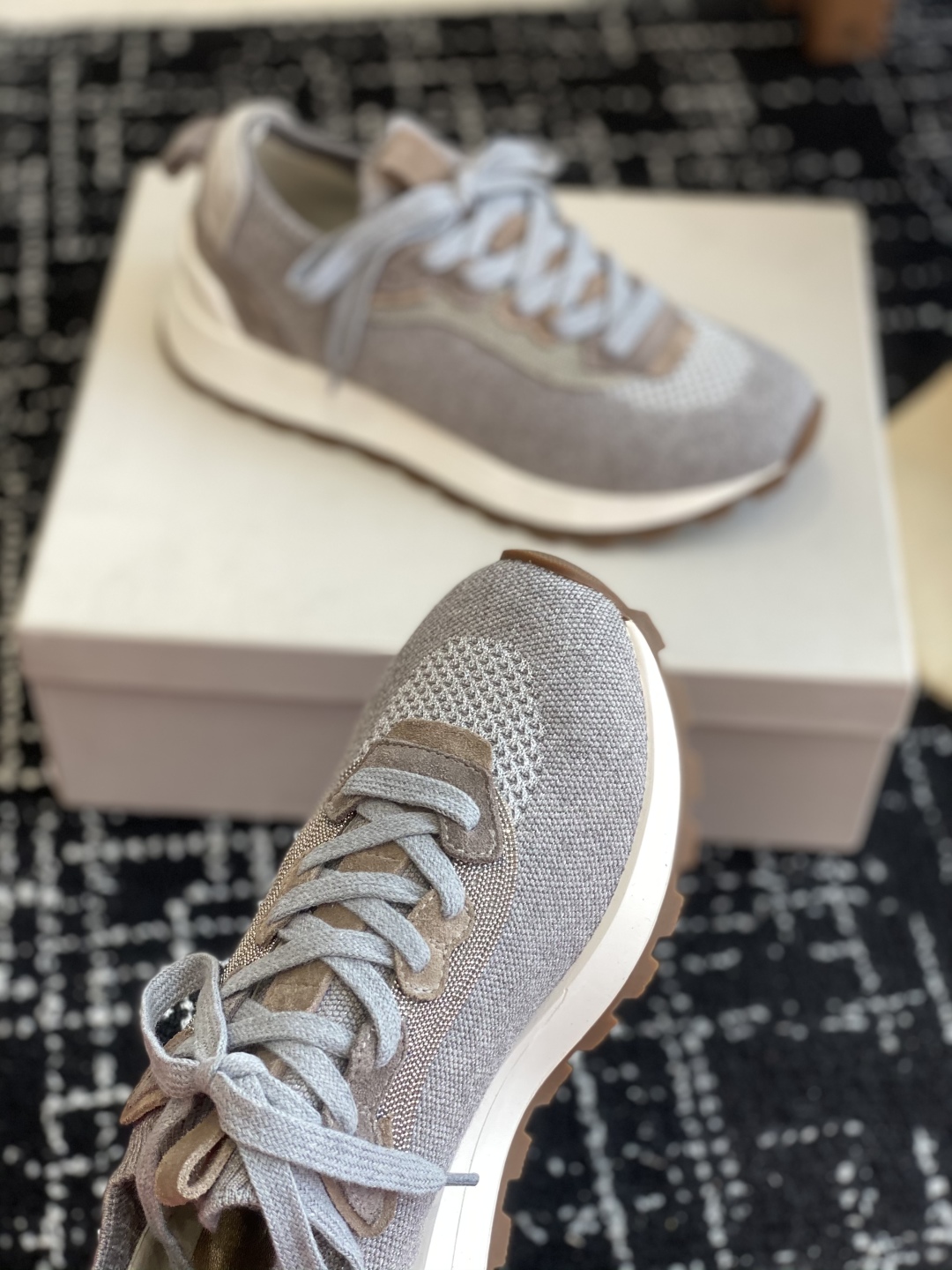 代购级
Brunello Cucinelli 25ss最新 Bc 系带 休闲鞋 阿甘鞋

鞋面进口飞织面