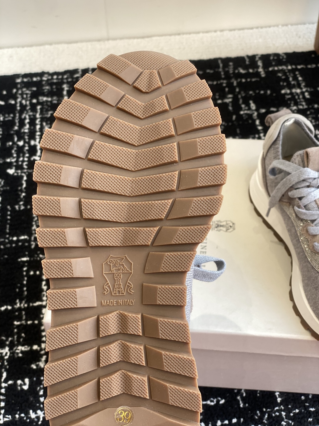 代购级
Brunello Cucinelli 25ss最新 Bc 系带 休闲鞋 阿甘鞋

鞋面进口飞织面