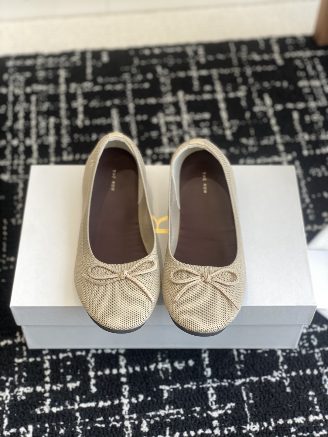 东莞代购级
The row 25ss 春夏季新款芭蕾 单鞋 专柜新款The Row芭蕾鞋， 原版复刻正确