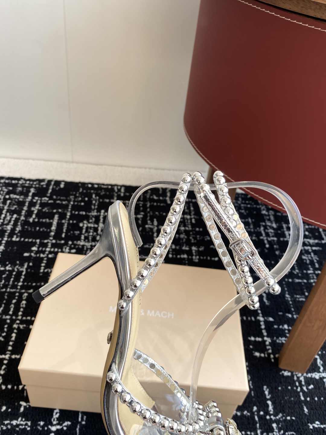 代购级
小众品牌Mach&Mach 绝美蝴蝶结 珍珠高跟系列鞋 

又美又嗲、珍珠蝴蝶结加缠绕式设计让你