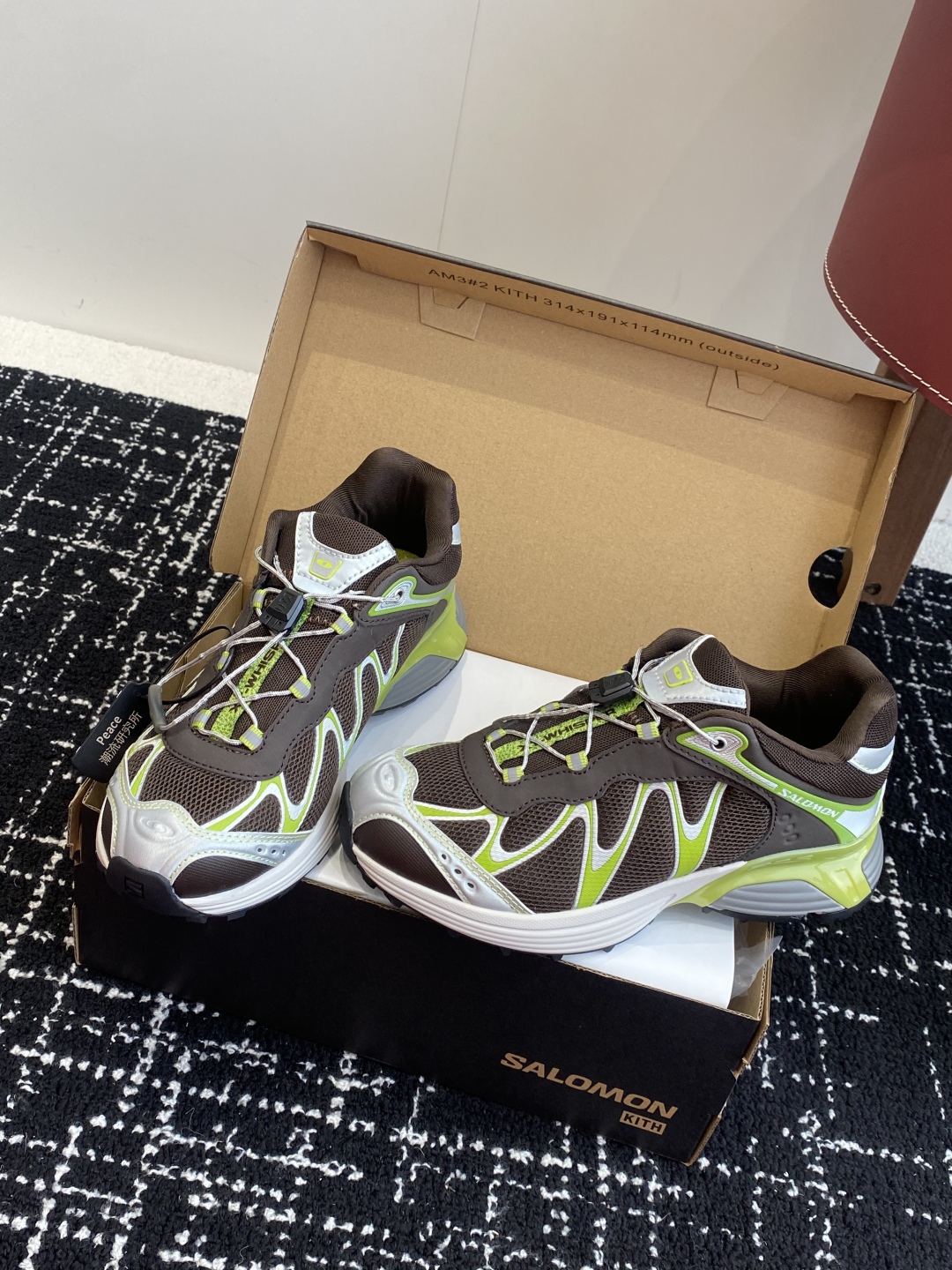 代购级（⚠️广州版本）
SALOMON XT WHISPER 萨洛蒙户外 休闲 运动鞋

原版购入开发 