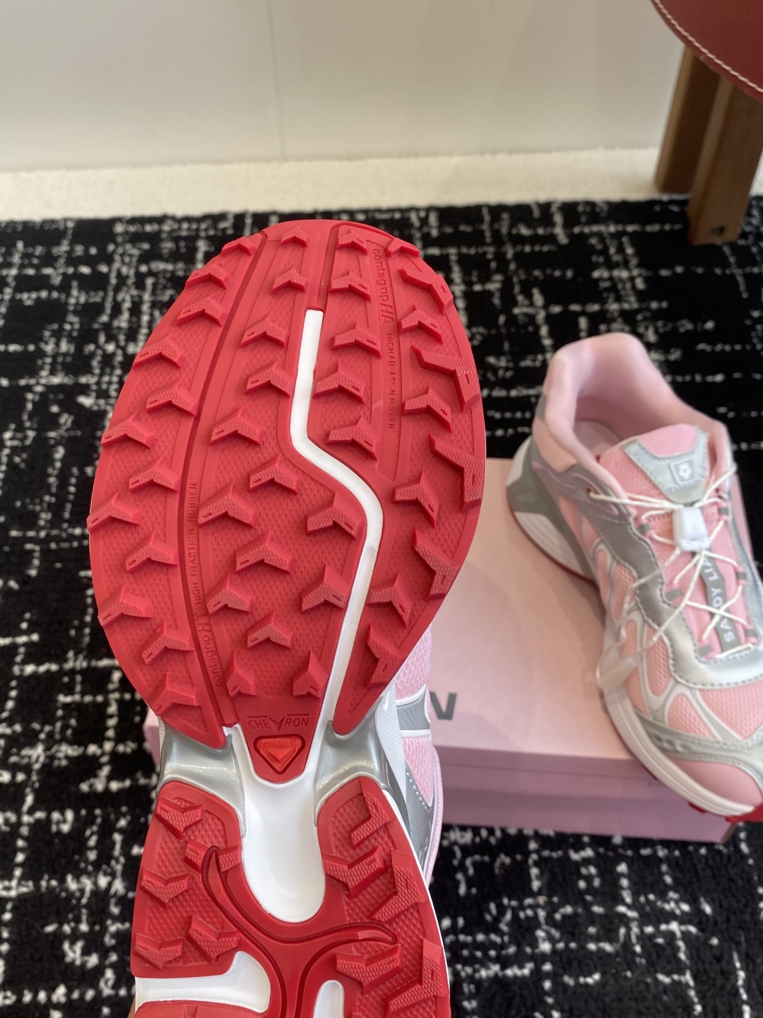 代购级（⚠️广州版本）
SALOMON XT WHISPER 萨洛蒙户外 休闲 运动鞋

原版购入开发 