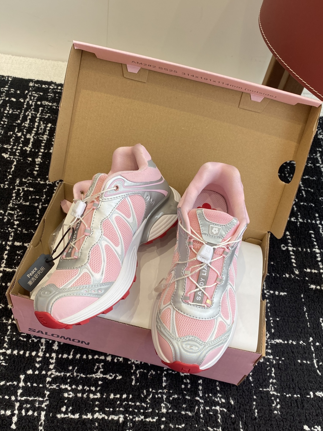 代购级（⚠️广州版本）
SALOMON XT WHISPER 萨洛蒙户外 休闲 运动鞋

原版购入开发 