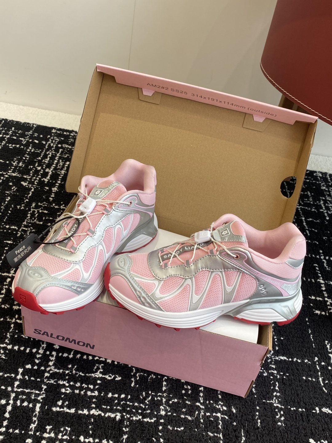 代购级（⚠️广州版本）
SALOMON XT WHISPER 萨洛蒙户外 休闲 运动鞋

原版购入开发 