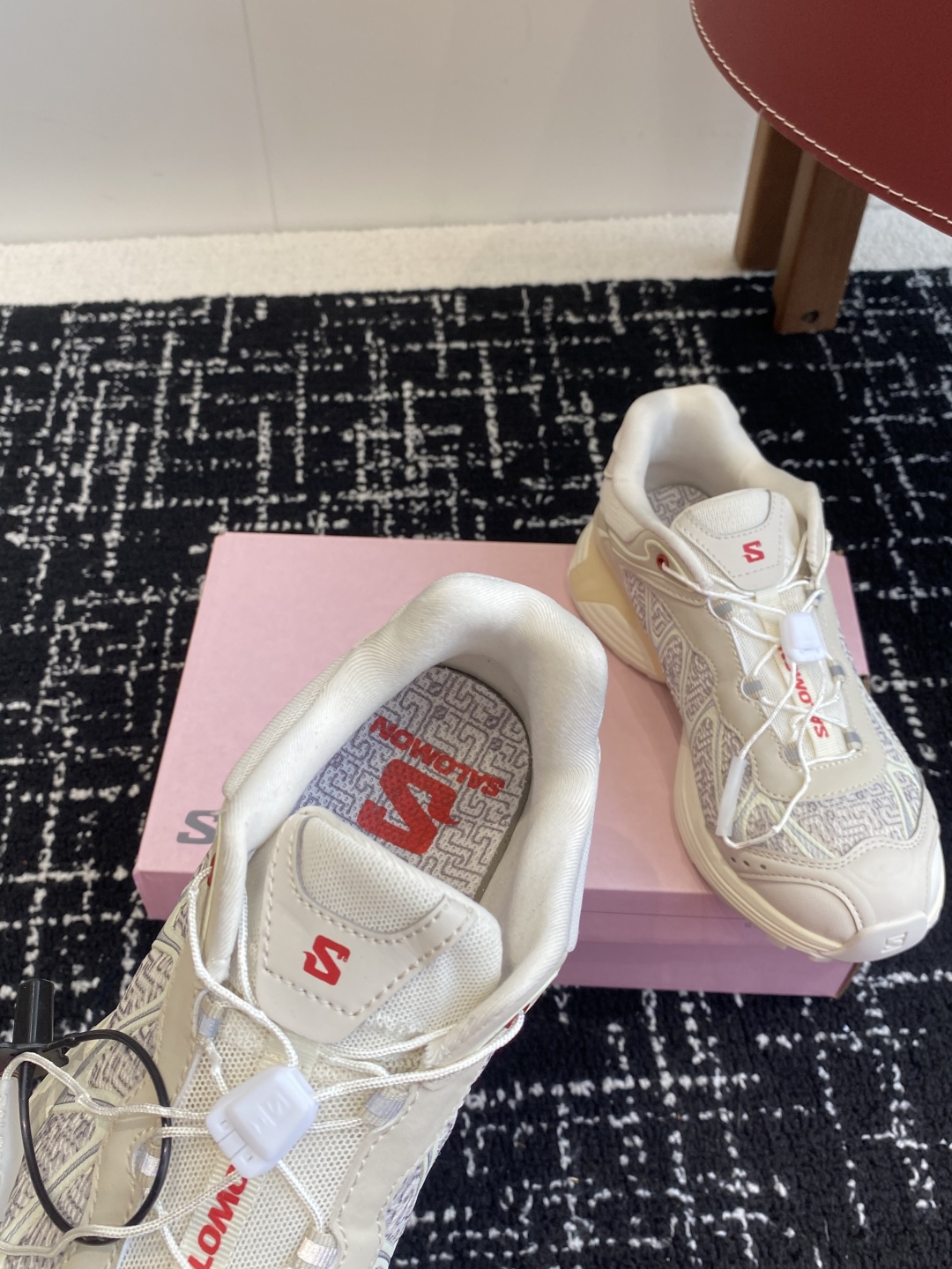 代购级（⚠️广州版本）
SALOMON XT WHISPER 萨洛蒙户外 休闲 运动鞋

原版购入开发 