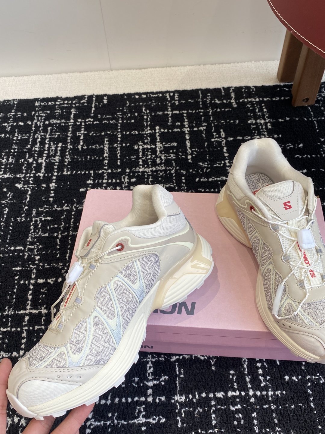 代购级（⚠️广州版本）
SALOMON XT WHISPER 萨洛蒙户外 休闲 运动鞋

原版购入开发 