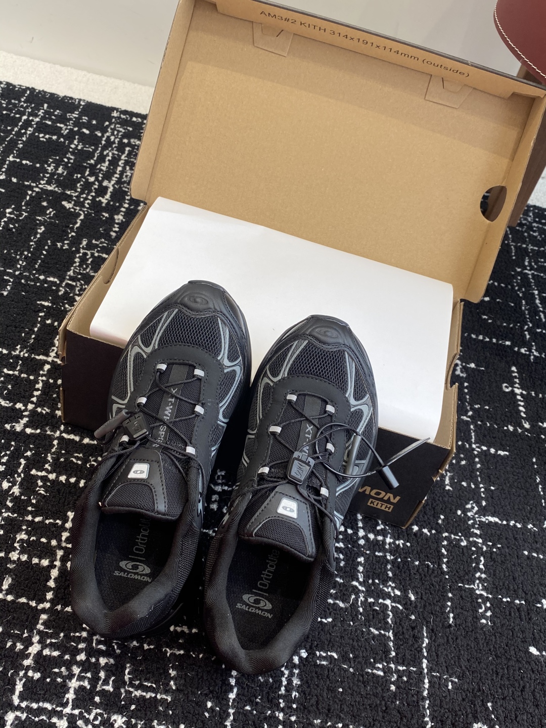 代购级（⚠️广州版本）
SALOMON XT WHISPER 萨洛蒙户外 休闲 运动鞋

原版购入开发 
