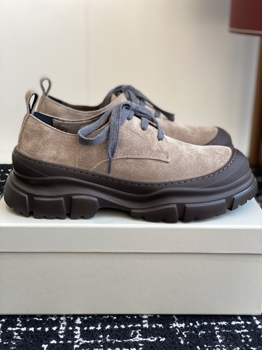 代购级
Brunello Cucinelli 25ss最新 Bc 系带 休闲鞋 

鞋面进口麂皮 内里进