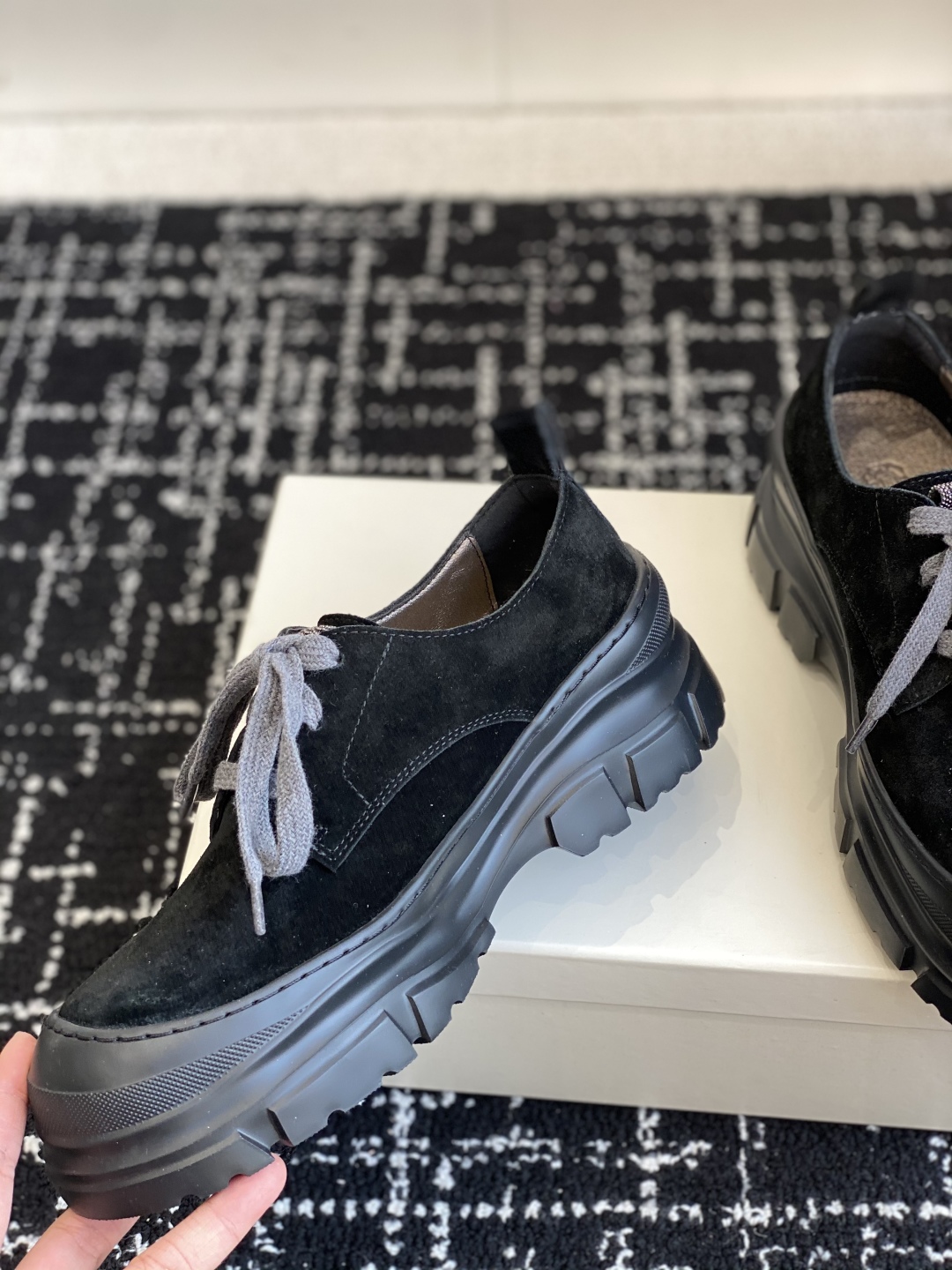 代购级
Brunello Cucinelli 25ss最新 Bc 系带 休闲鞋 

鞋面进口麂皮 内里进