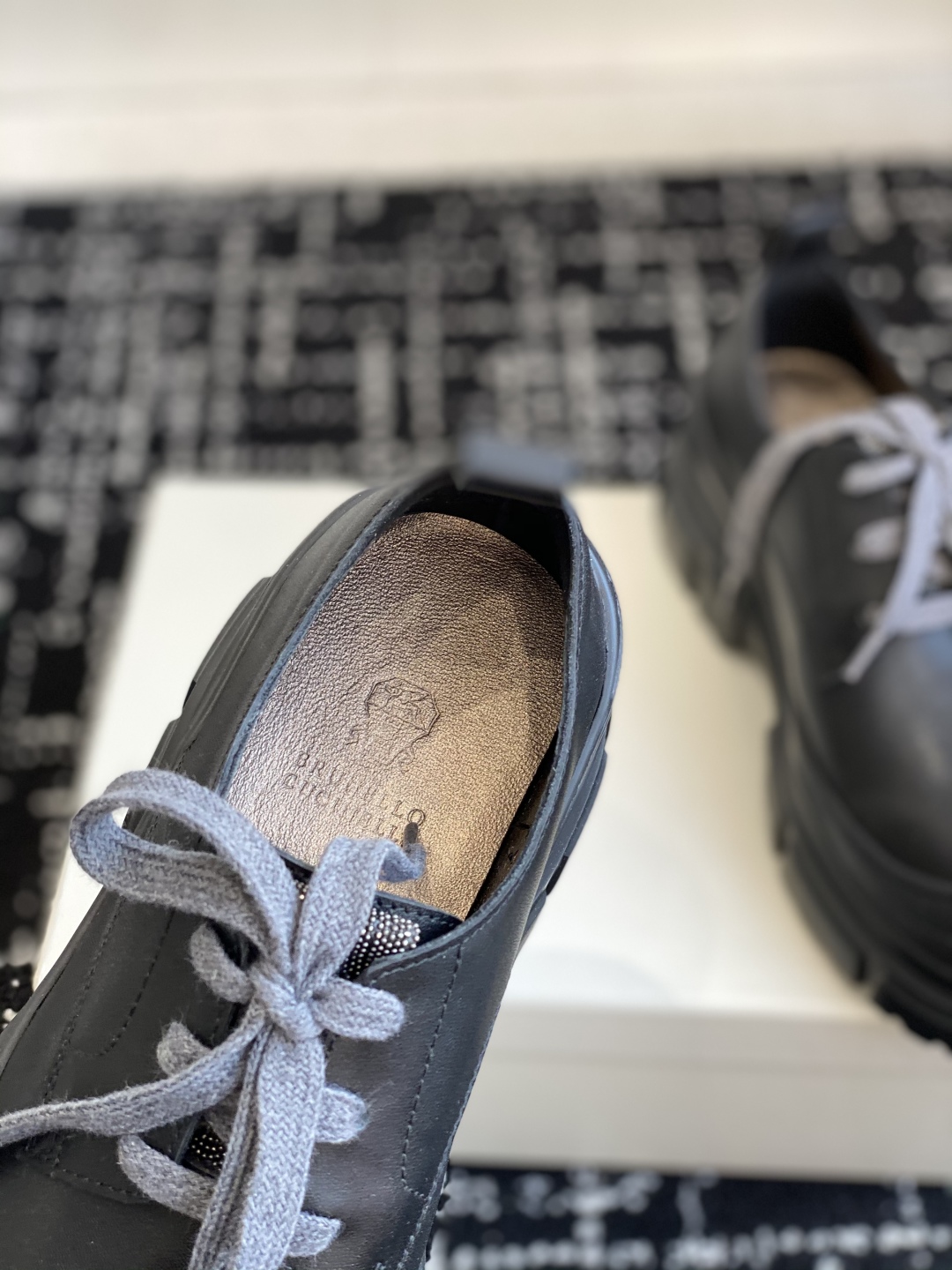 代购级
Brunello Cucinelli 25ss最新 Bc 系带 休闲鞋 

鞋面进口麂皮 内里进