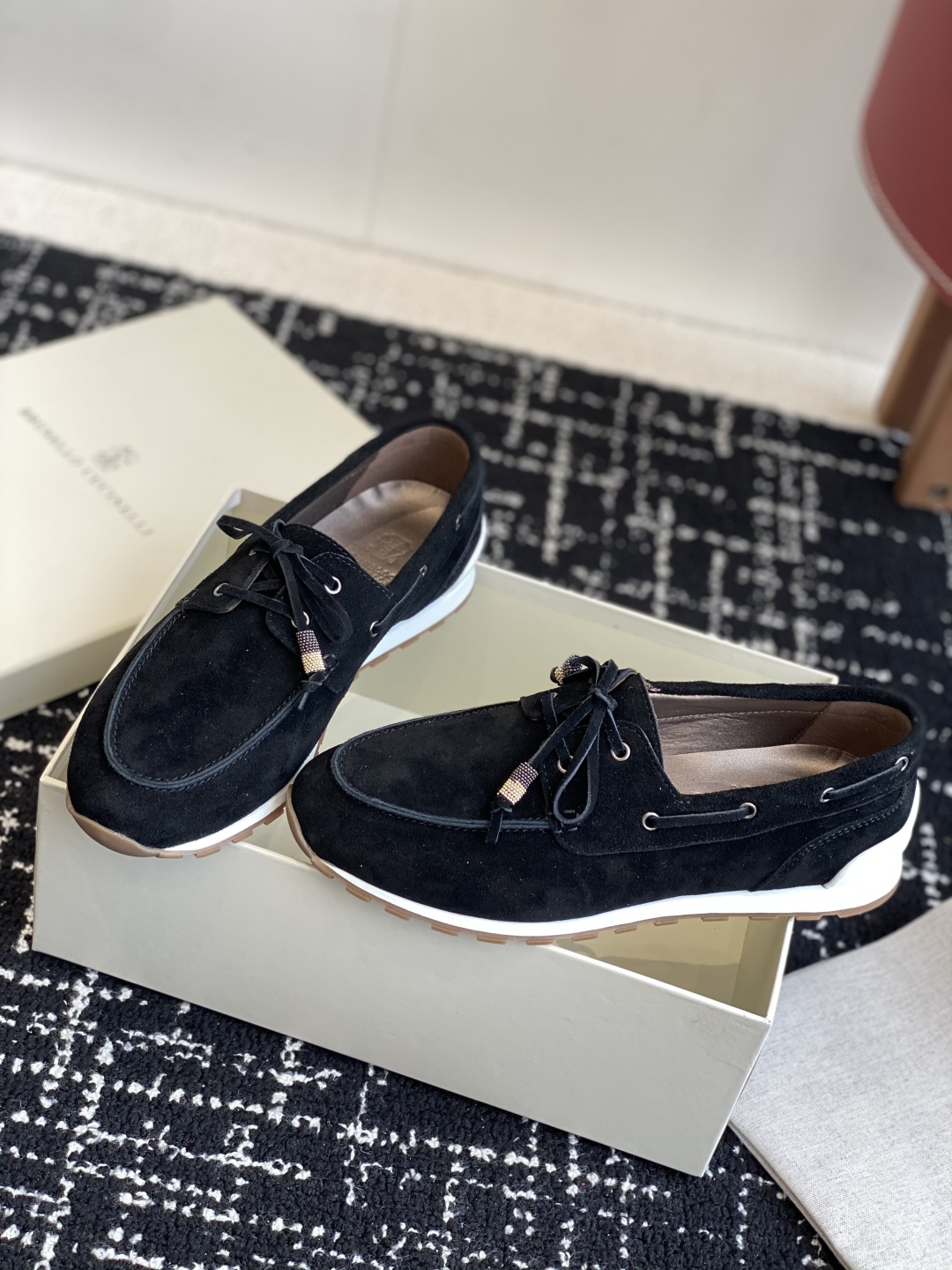 代购级
Brunello Cucinelli 25ss最新 Bc 系带 休闲鞋 

鞋面进口麂皮 内里进