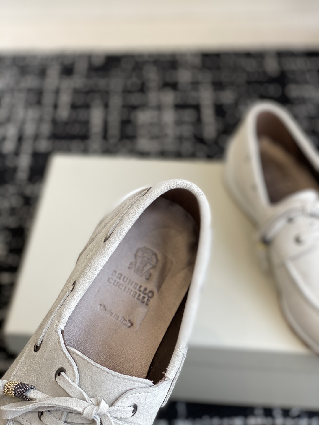 代购级
Brunello Cucinelli 25ss最新 Bc 系带 休闲鞋 

鞋面进口麂皮 内里进