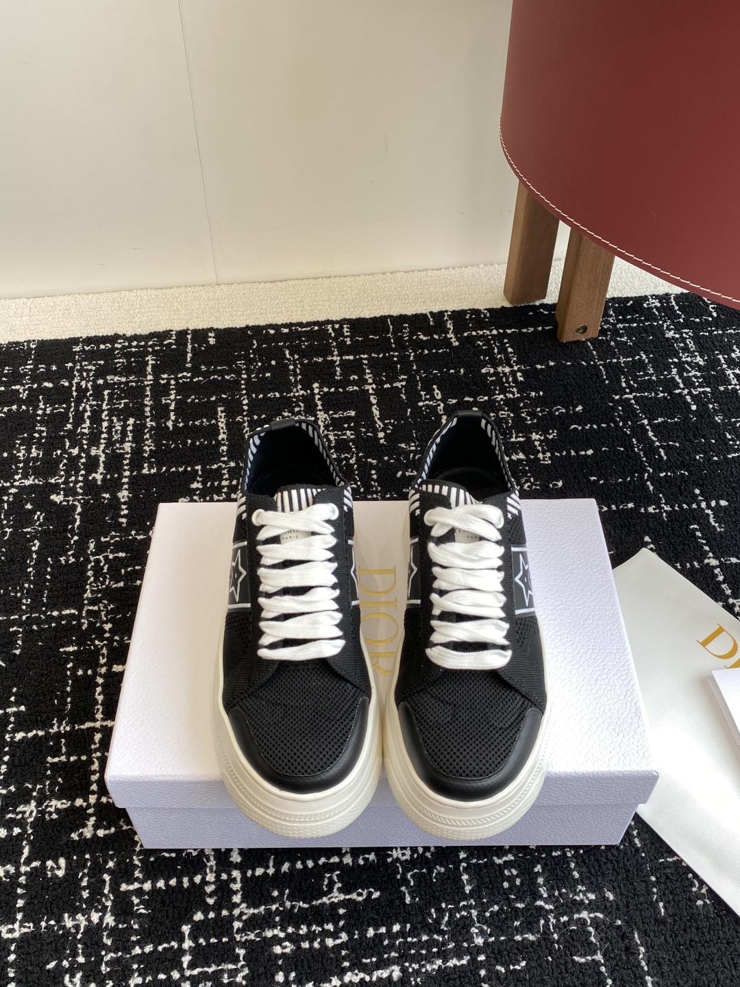 代购级
 (薄底款，厚底款) Dior 迪奥25春夏意Star 运动鞋为经典单品，经久不衰的设计别具一格