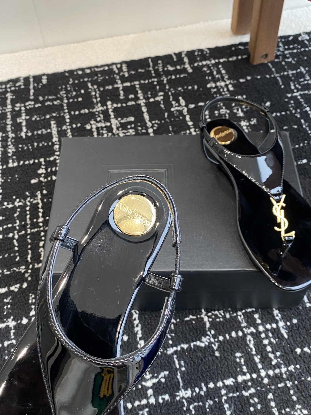 代购级
Saint Laurent圣罗兰、平板夹脚凉鞋 拖鞋 25ss 早春专柜同步最新款、YSL、Lo