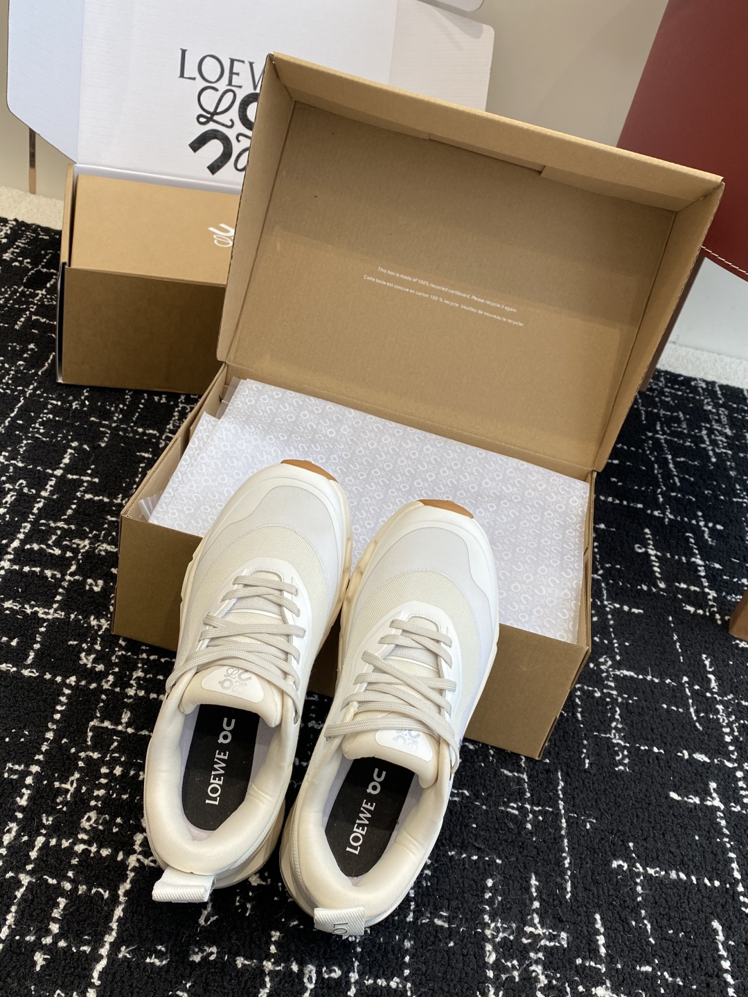 东莞代购级（⚠️非莆田版本）（官网同步✈️盒包装）
LOEWE x On昂跑Cloudtilt 罗意威 