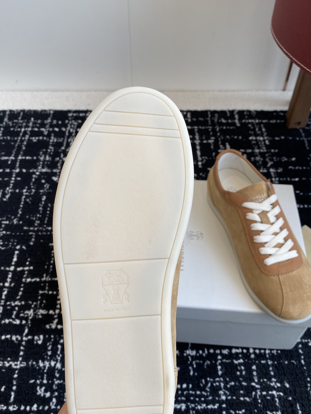 代购级
Brunello Cucinelli 25ss最新 Bc 系带 情侣款 休闲鞋 

鞋面进口麂皮