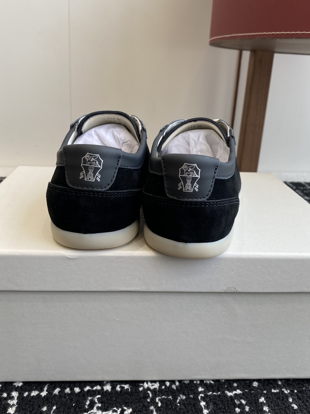 代购级
Brunello Cucinelli 25ss最新 Bc 系带 情侣款 休闲鞋 

鞋面进口麂皮