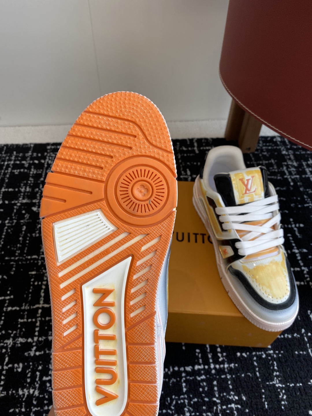代购级
Louis Vuitton 25ss 系带驴家的爆款！trainer板鞋，每个人都必须入的款，绝
