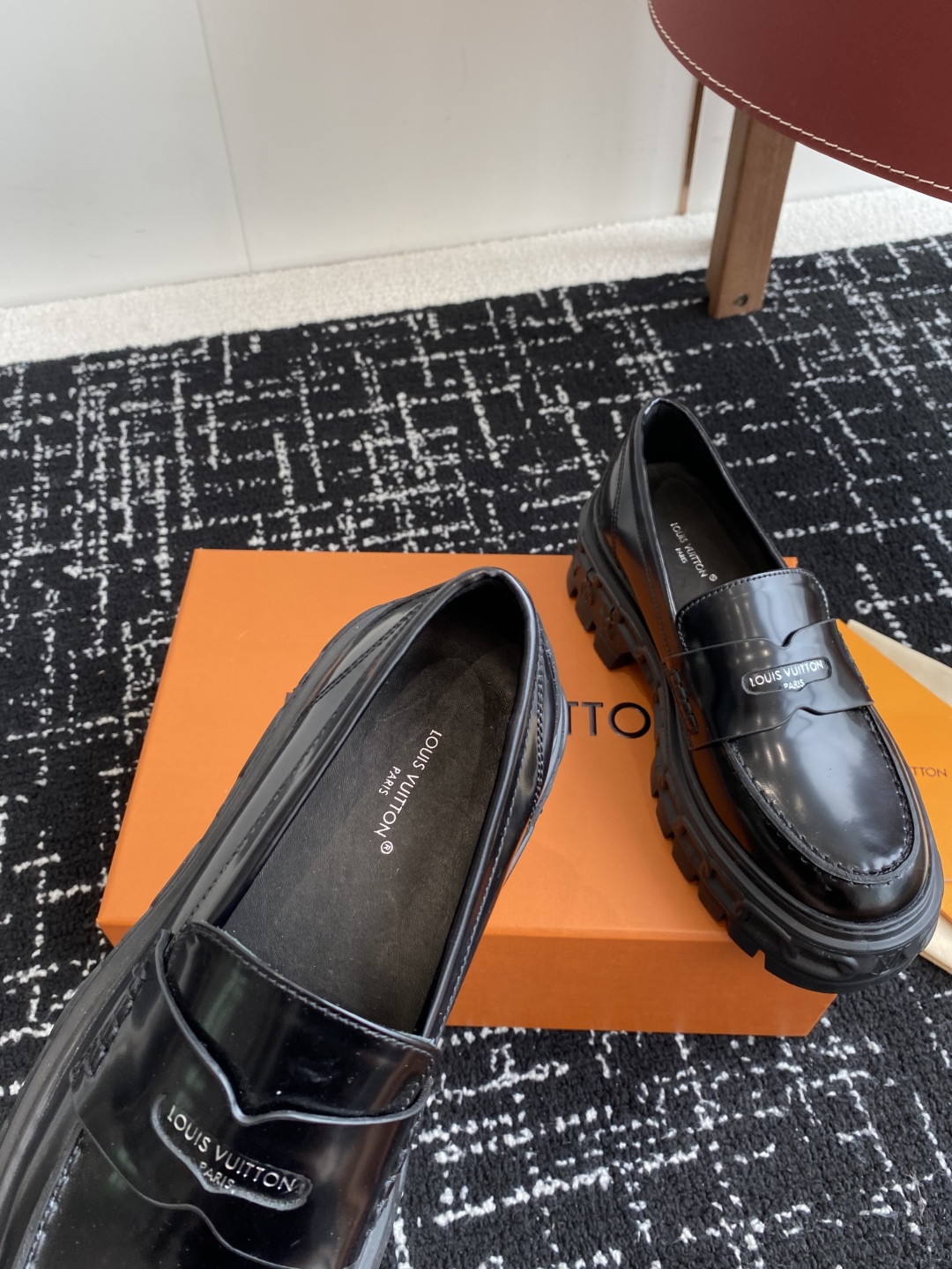 代购级
Louis  Vuitto 路易威登LV驴牌 25ss 春夏季新款 乐福鞋

乐福鞋Archli