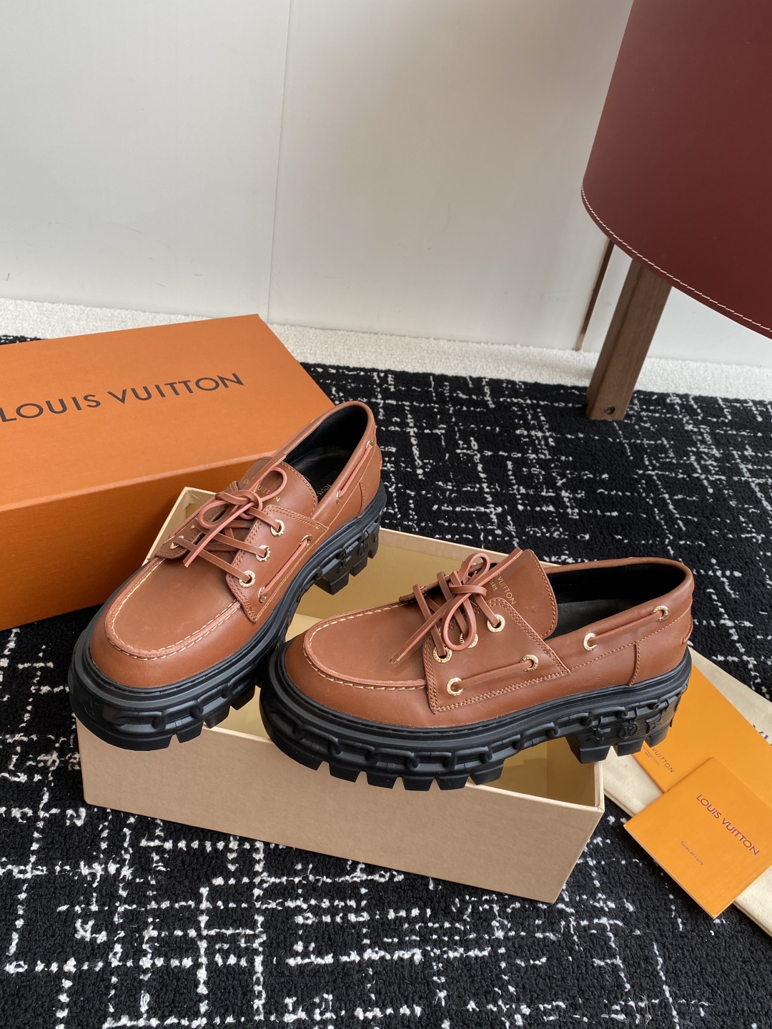 代购级
Louis  Vuitto 路易威登LV驴牌 25ss 春夏季新款 乐福鞋

乐福鞋Archli