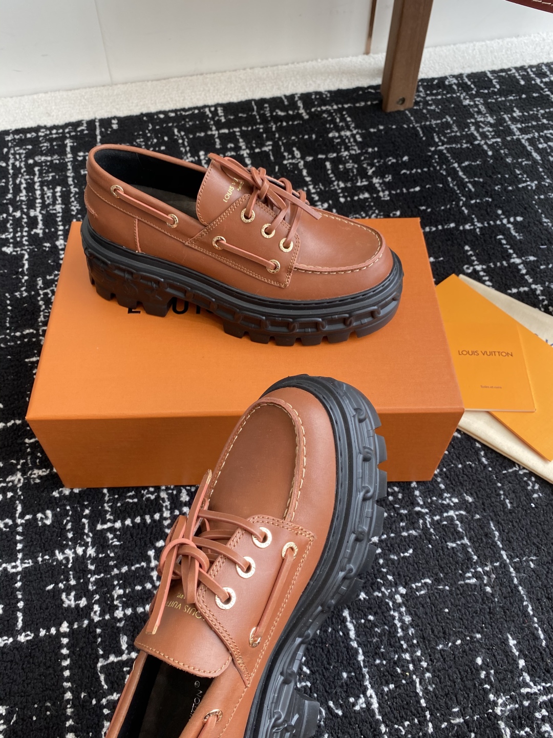 代购级
Louis  Vuitto 路易威登LV驴牌 25ss 春夏季新款 乐福鞋

乐福鞋Archli