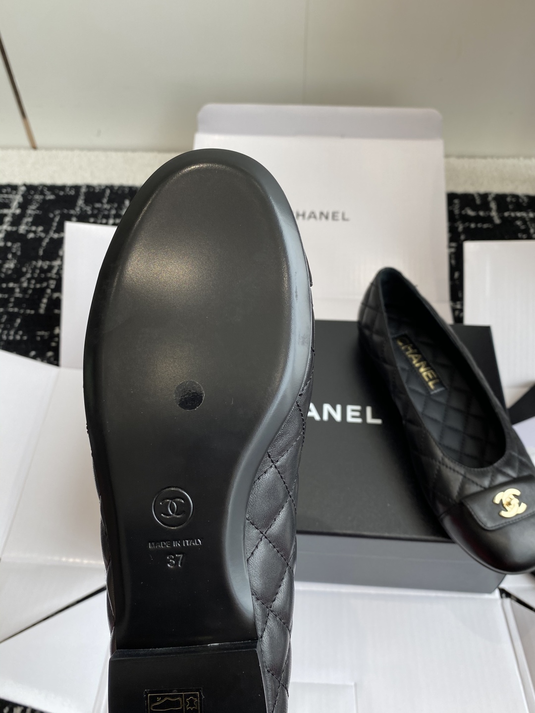 东莞代购级（官网同步✈️盒包装）
Chanel25ss 芭蕾舞单鞋 原版11切割而成 Chanel香奈儿