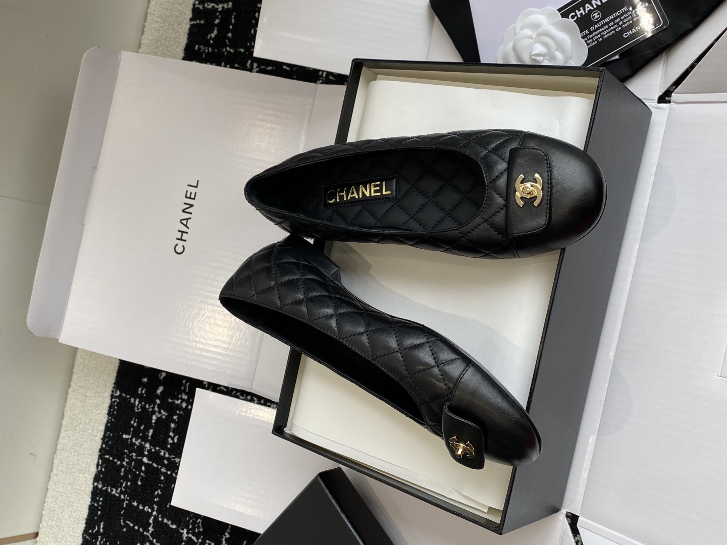 东莞代购级（官网同步✈️盒包装）
Chanel25ss 芭蕾舞单鞋 原版11切割而成 Chanel香奈儿